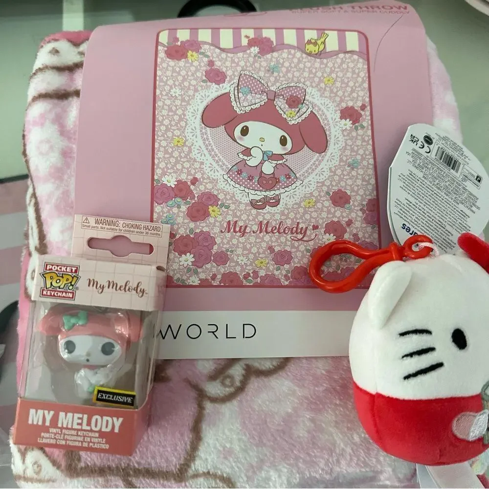 Sanrio Hello Kitty and My Melody Bundle